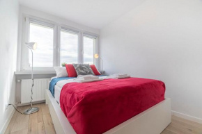 Legnicka Apartment Close to the City Center of Wrocław by Rent like home